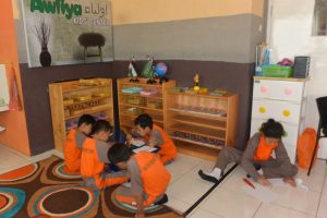 Montessori = creativity unleashed | Judi Bauerlein | TedX